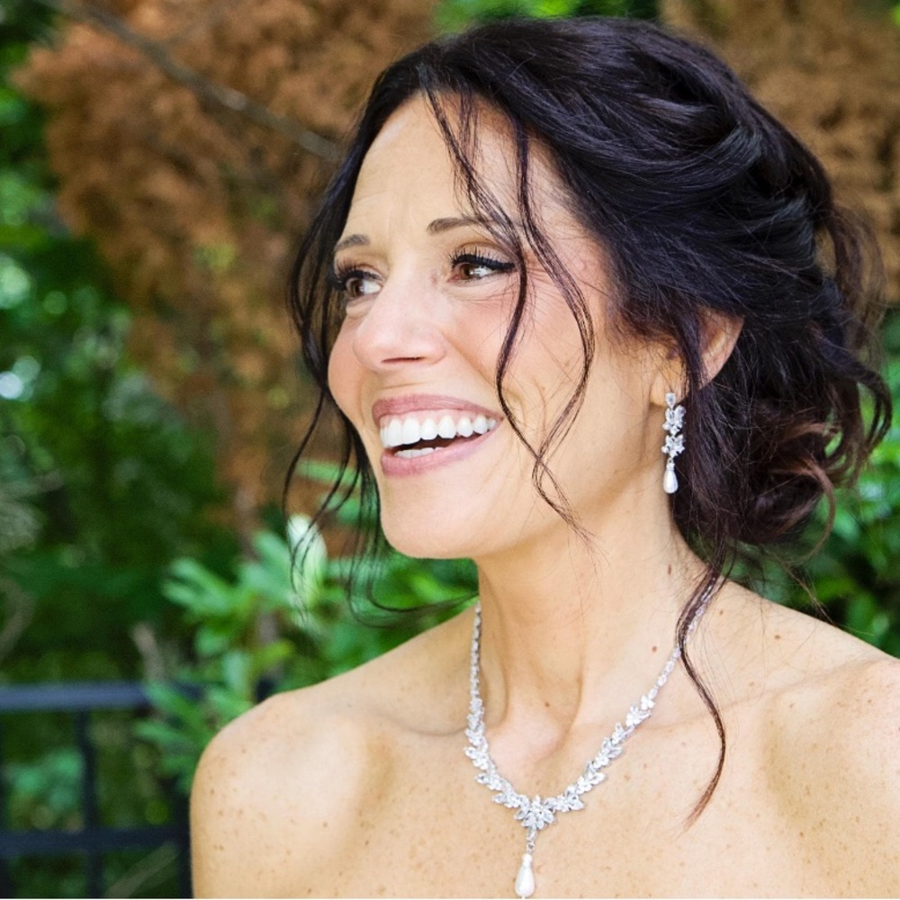 Radiant Silver Necklace and Earrings set with Pearl drop Accents